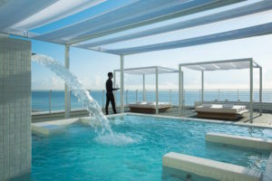 como rooftop whirlpool