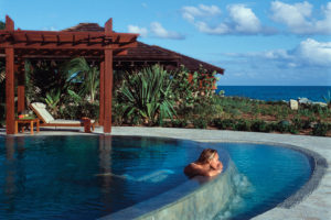 Peter-Island_-13_SPA-Pool-with-Lady
