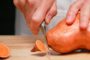 Sweet potato image via Flickr user Minimalistphotography101.com