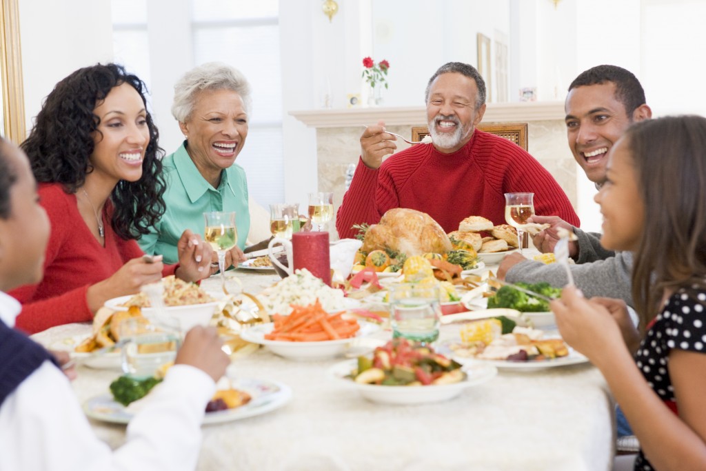 healthy holiday eating tips