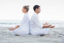 couple-lotus-position-yoga