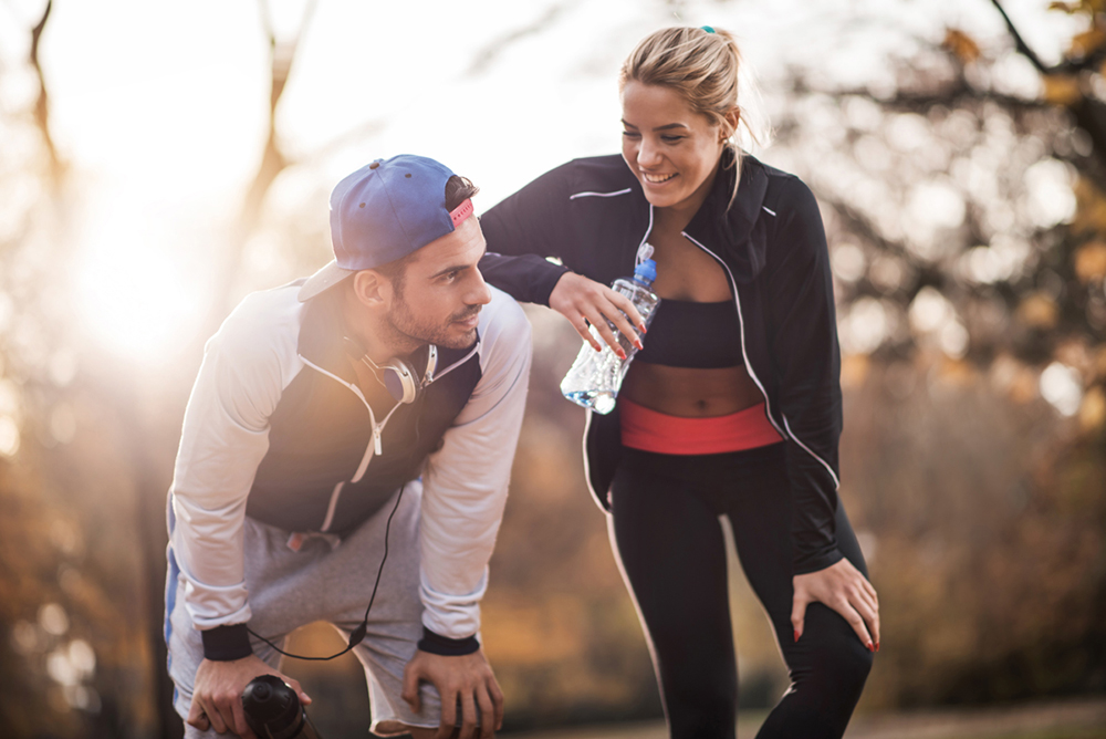 couple-fitness-outdoors