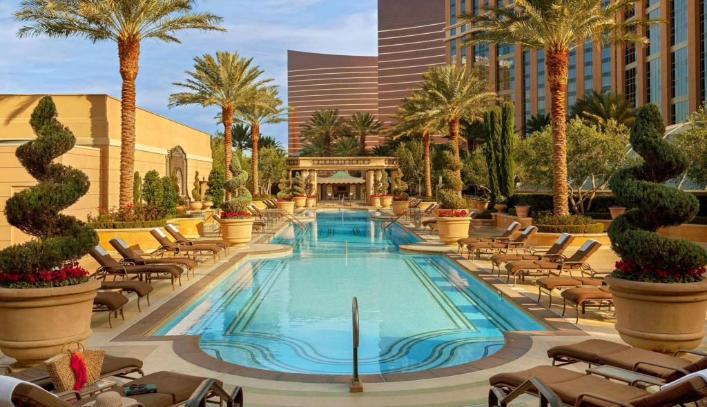 palazzo pool las vegas