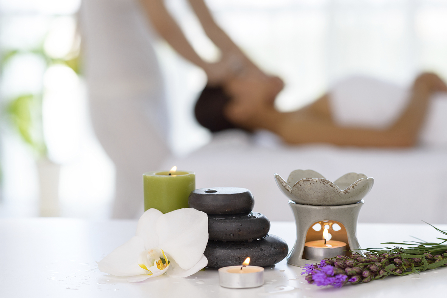 Good Spa Guide  What is Lomi lomi Massage?