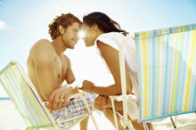 couple-affectionate-beach
