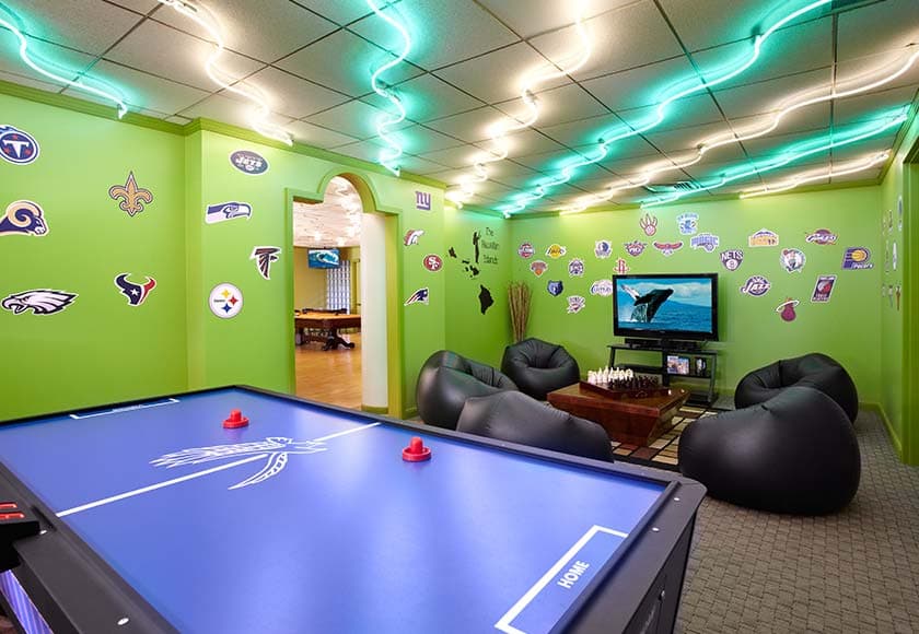 Grand-Wailea-The-Rock-Game-Room