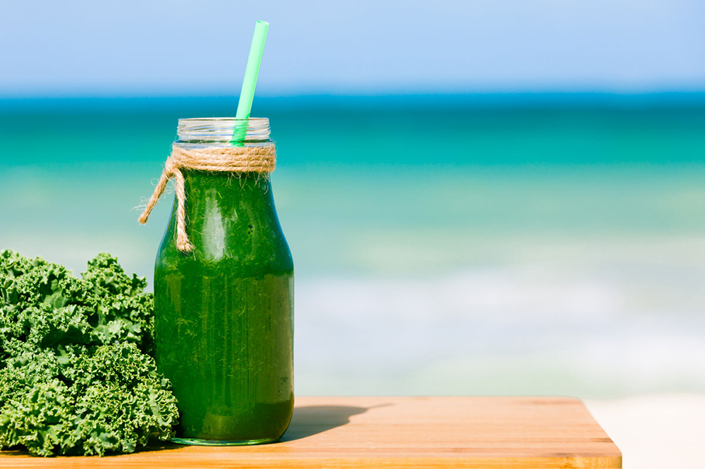 Myth or Fact: Can Green Juice Prevent or Reverse Gray Hair? - Spafinder