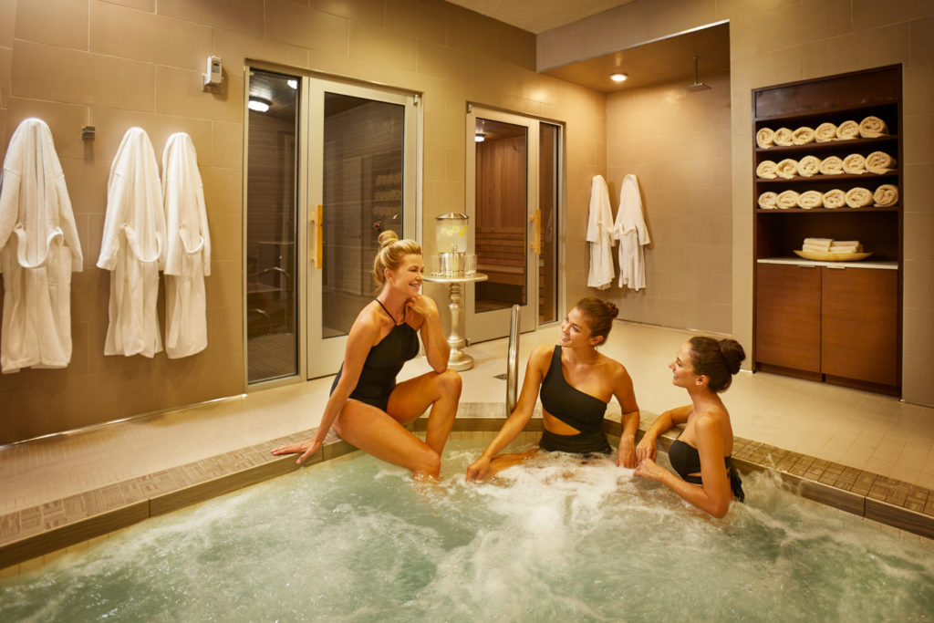 girlfriends-relaxing-spa