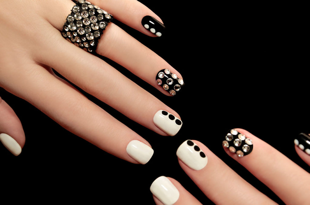 Summer White Nail Trends - wide 4