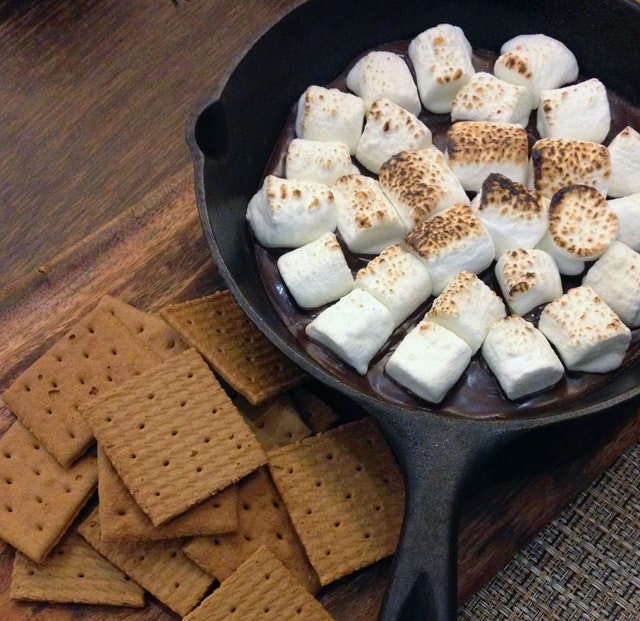 smores-dessert-skillet