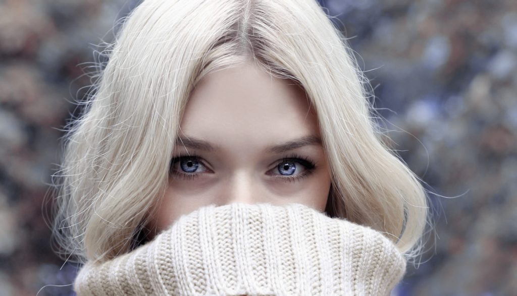 woman-peeking-turtleneck