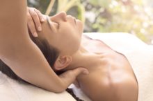 woman-neck-massage