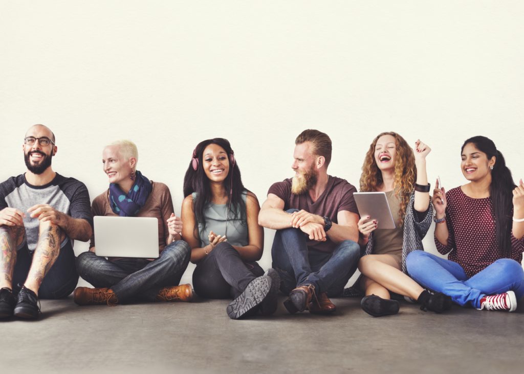 people-sitting-smiling