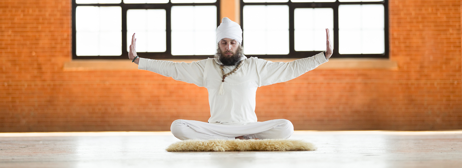 Kundalini Yoga for Beginners: How to Tune In