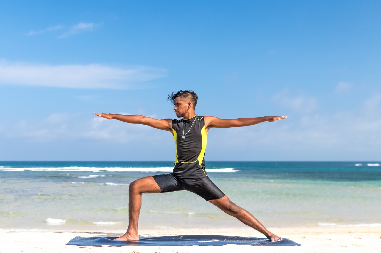 Man Yoga – 5 Reasons Why Guys Should Get Into Yoga - Spafinder