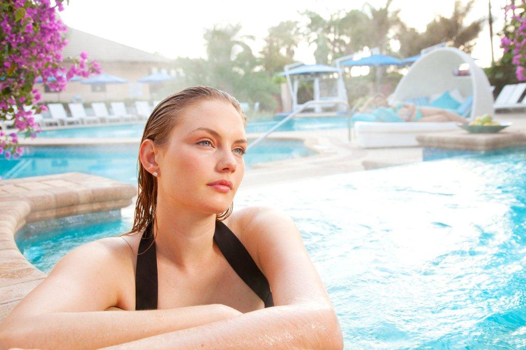 woman-relaxing-pool