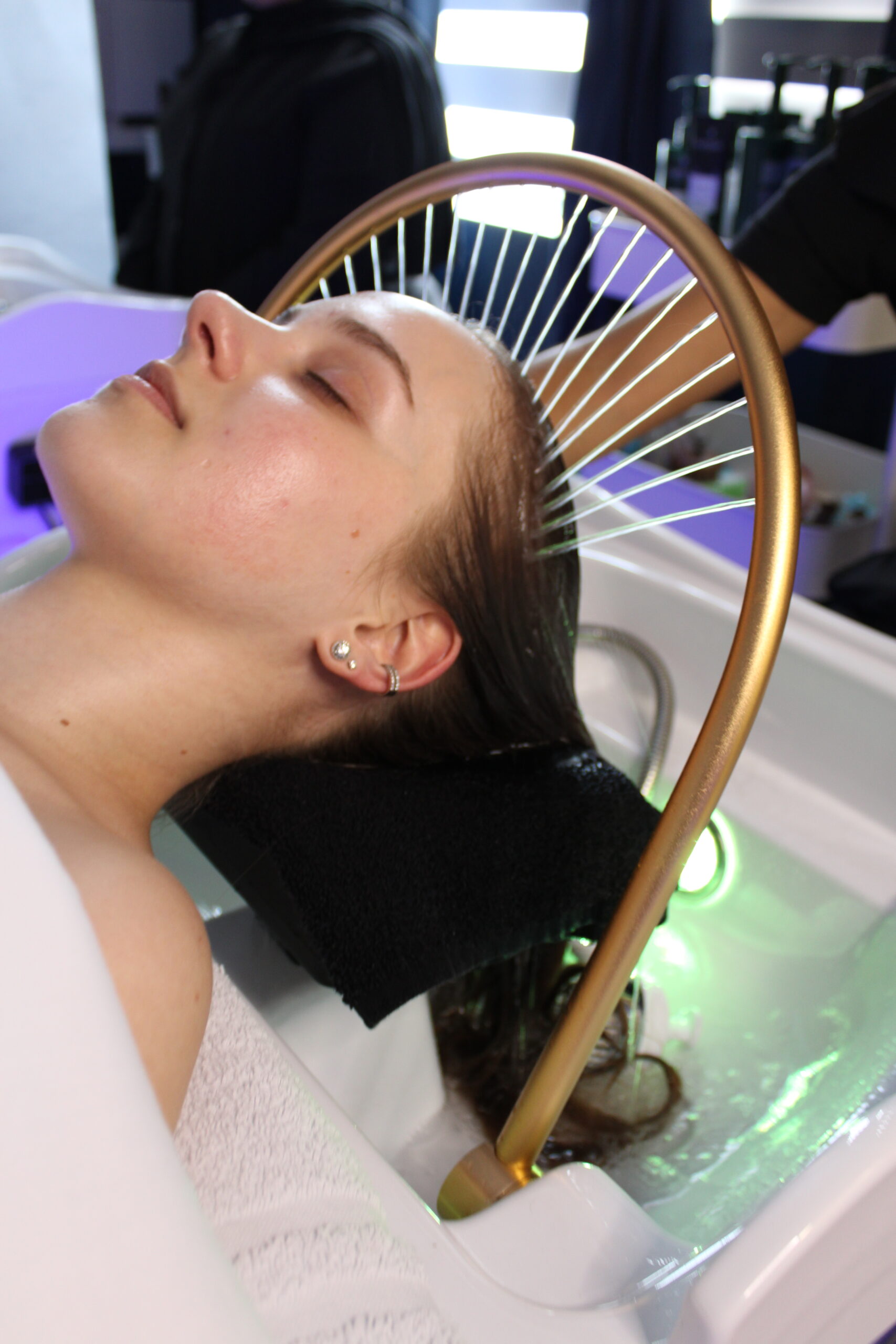 Av-Spa-Salon-Head-Spa