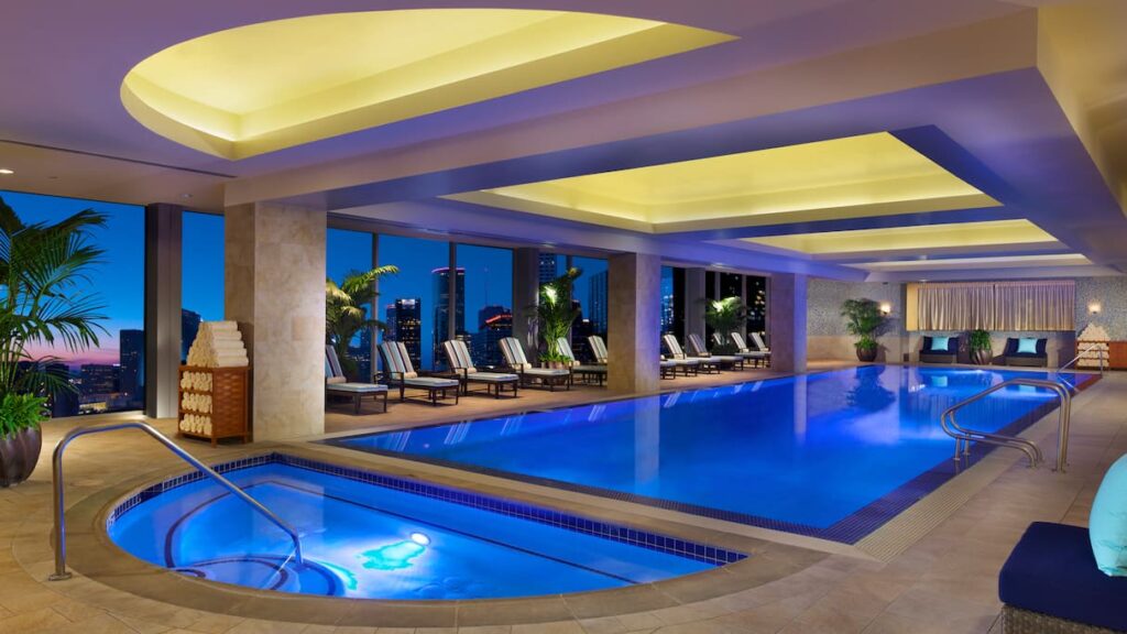 Skyline-Spa-Hilton-Chicago